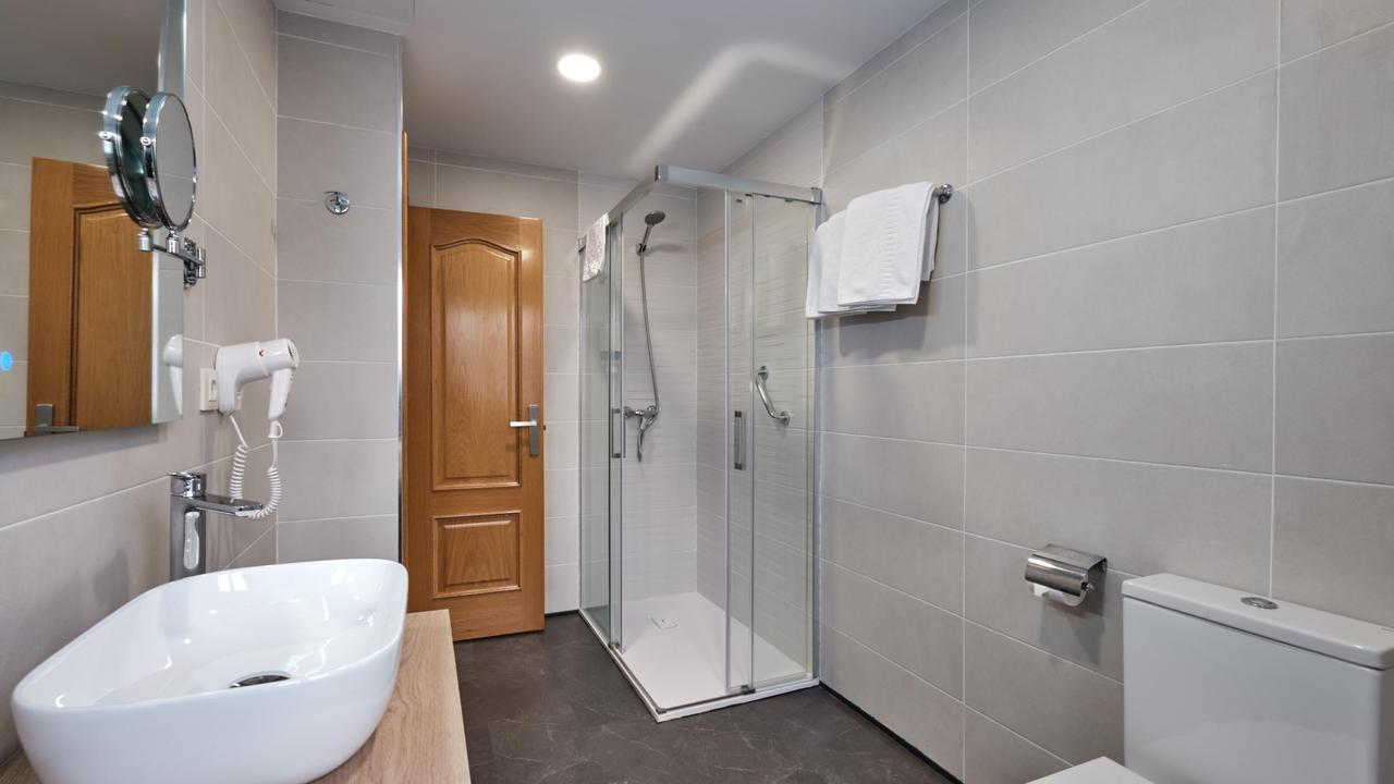 None Hotel San Lorenzo compostela Santiago de Compostela None Hotel San Lorenzo compostela Santiago de Compostela