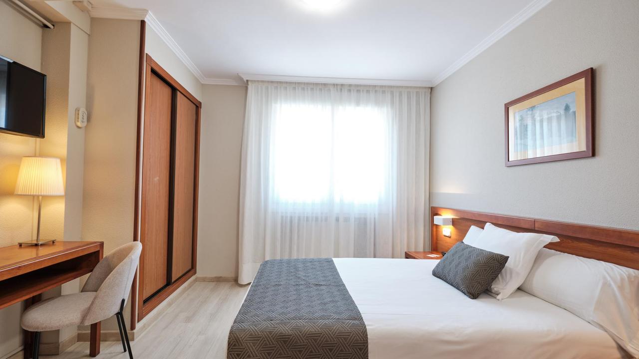 None Hotel San Lorenzo compostela Santiago de Compostela None Hotel San Lorenzo compostela Santiago de Compostela