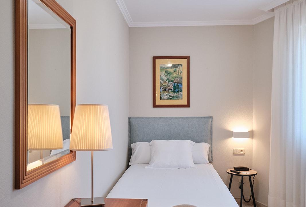 None Hotel San Lorenzo compostela Santiago de Compostela None Hotel San Lorenzo compostela Santiago de Compostela